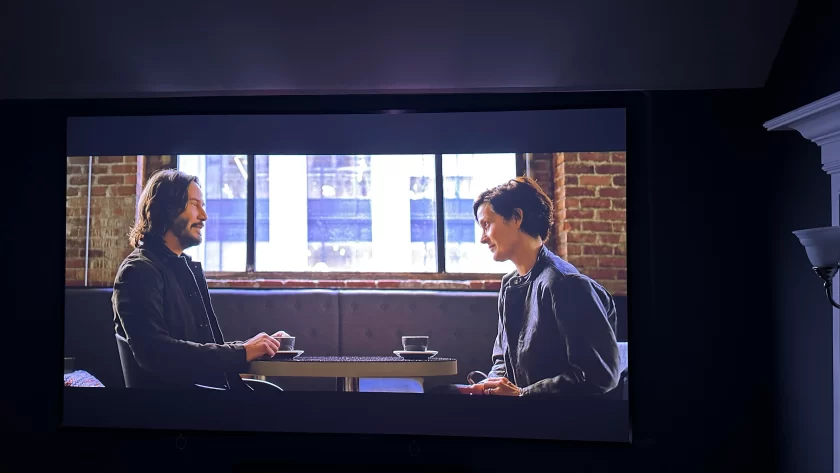 how projector light bleed